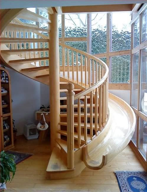 tobogan-escalera-caracol.jpg