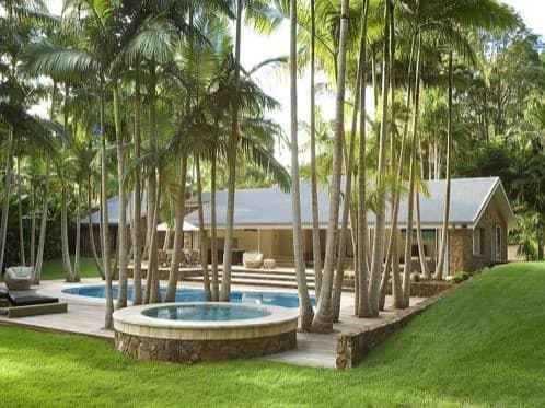 casa en un sitio paradisiaco tropical