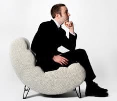 sillon-nube-hombre_sentado