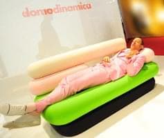 sofa-hot_dog-karim_rashid-3