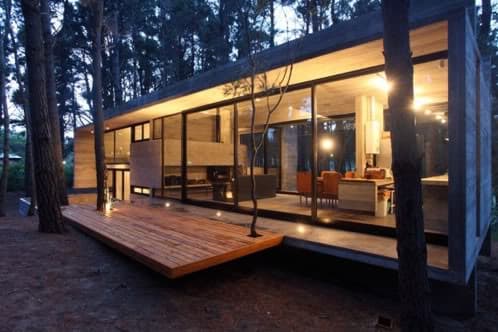 casa-hormigon-visto-bosque