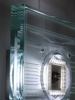 lampara-tecnologica-pared de vidrio y led