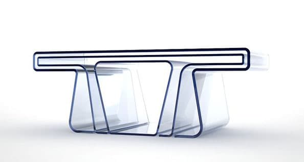 Treforma tres mesas en una, de vidrio polarizado