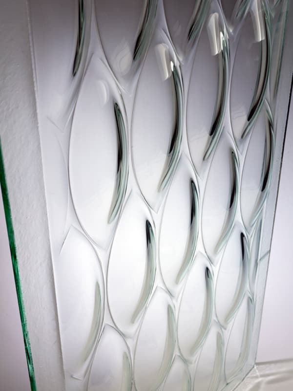 Panel-de-vidrio-con-relieve Panel-de-vidrio-con-relieve