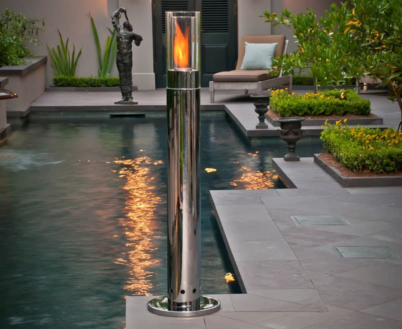 columna-metalica-antorcha-bioetanol