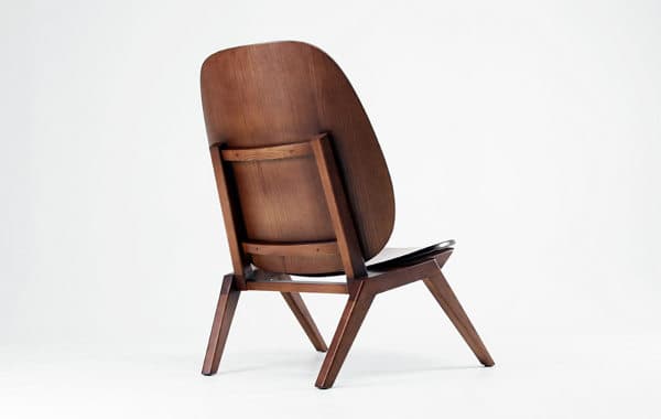 silla-Klassiker-de-madera-por-Minwoo-Lee