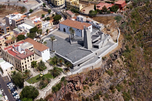 Plaza-España-de-Adeje-vista-aerea