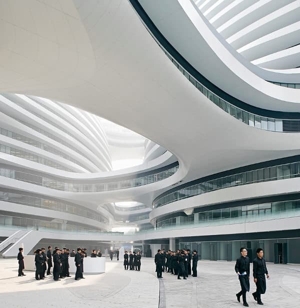 patio-interior-Galaxy-Soho-Zaha-Hadid-Pekin