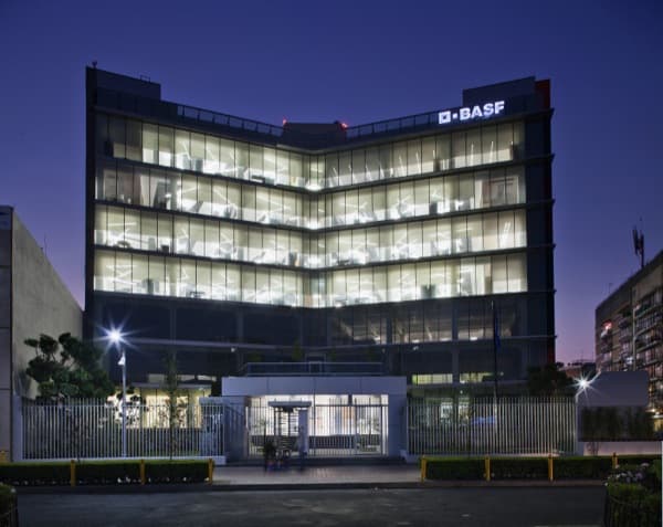 exterior-nocturno-oficinas-BASF-Mexicoexterior-nocturno-oficinas-BASF-Mexico