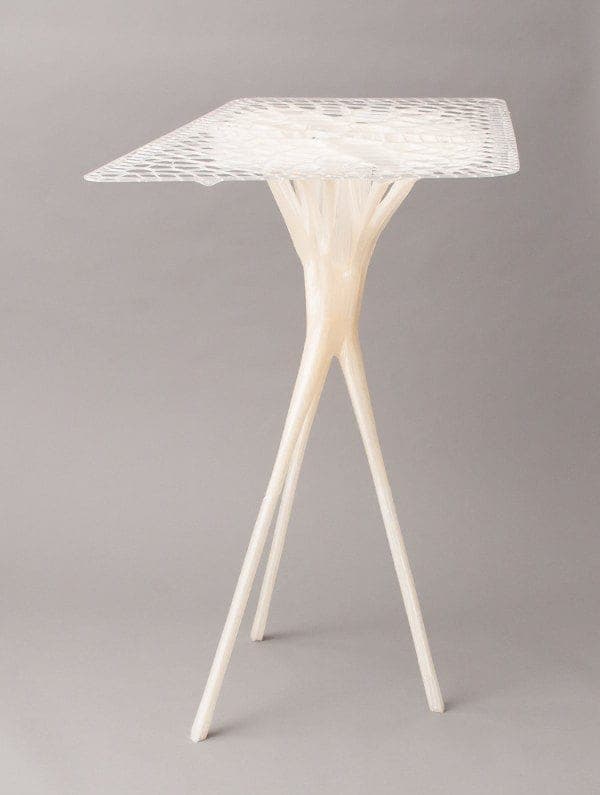 mesa hecha por impresión 3D