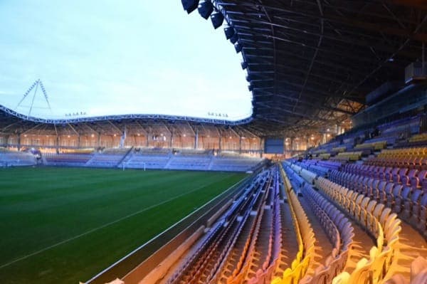interior-Estadio Borísov Arena