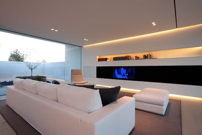 Casa Jesolo Lido Pool, de diseño minimalista Villa-Jesolo-Lido-Pool-sofa-tv