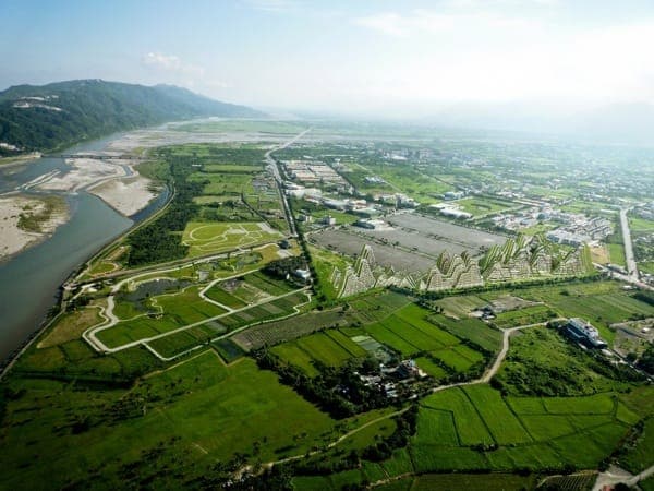 vista-aerea-Hualien-Residences-Taiwan-BIG