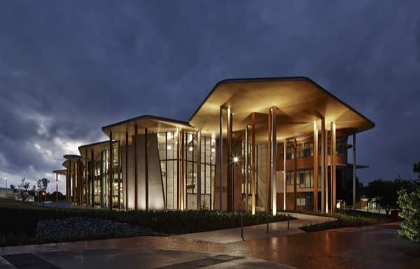 exterior-Escuela-Arquitectura-Abedian-Australia-7