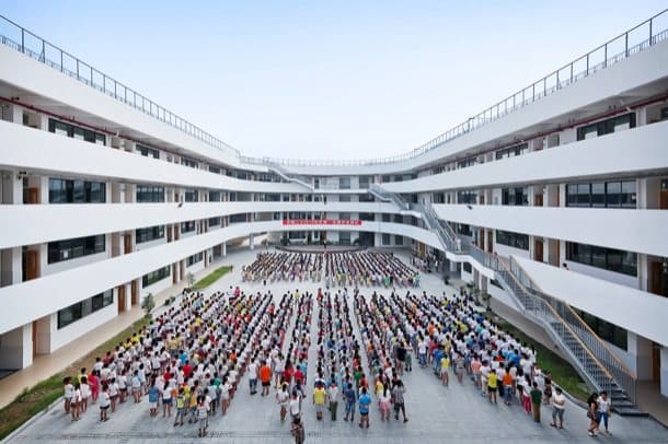 Escuela-TianTai2-patio