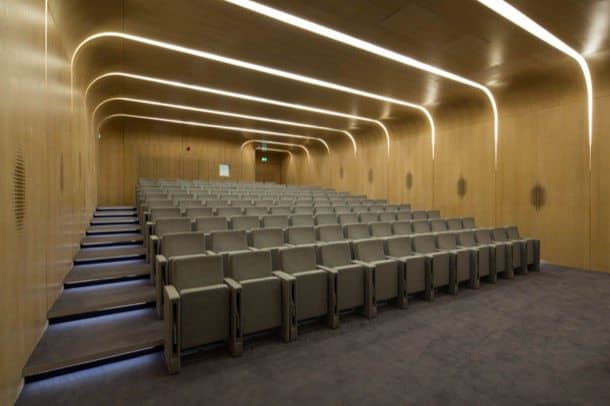 Edificio-Investcorp-Zaha-Hadid-sala-conferencias