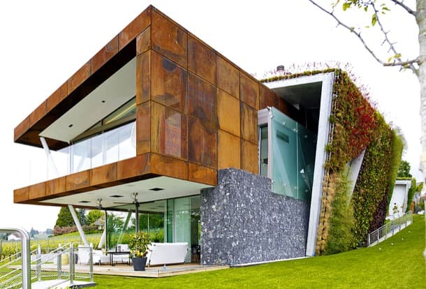 Jewel-Box Casa ecológica con jardin-vertical