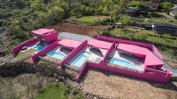 conjunto de casas rosadas miryang-pool-villa