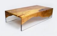 E01: mesa hecha con tableros de madera y resina
